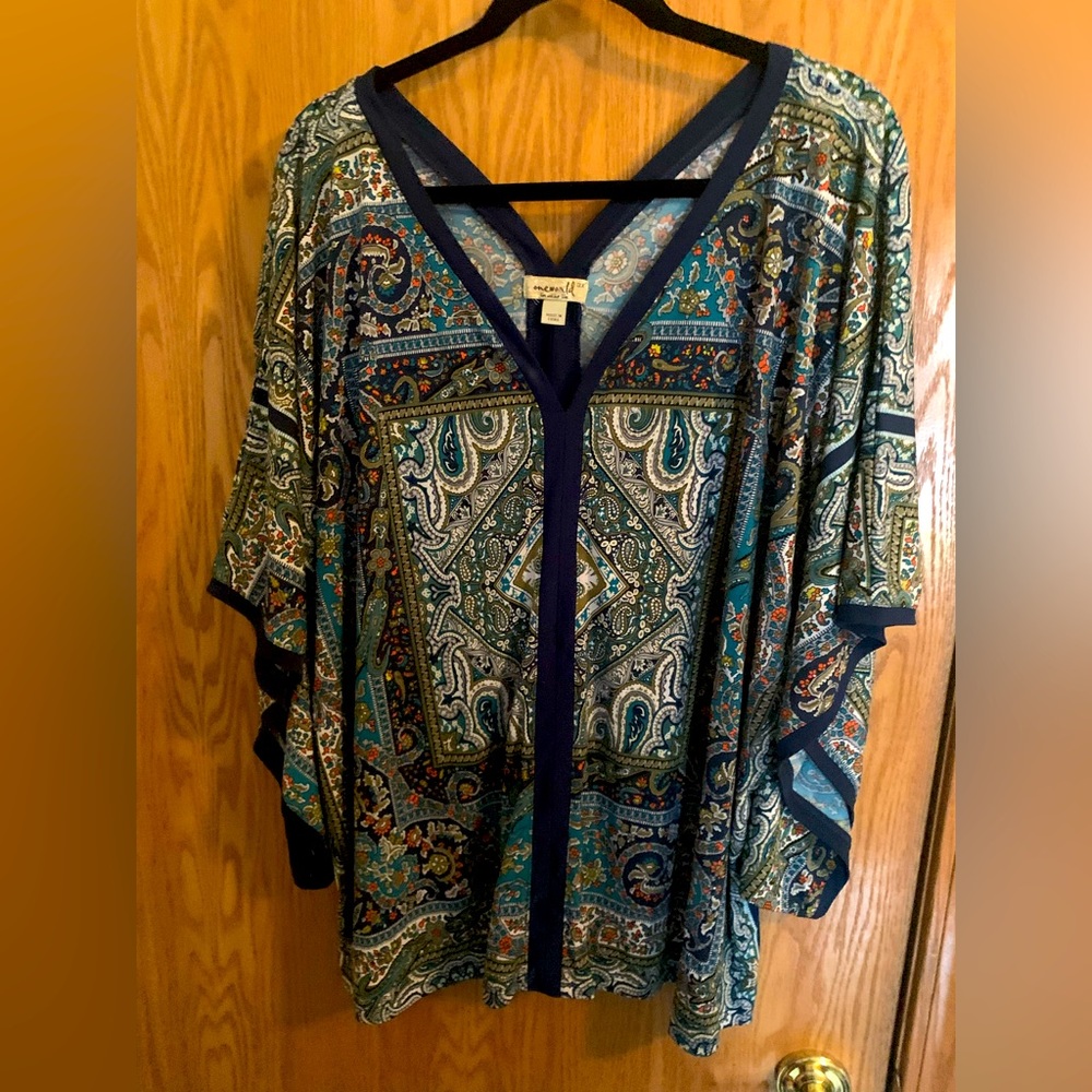 Womens one world loose fitting blouse